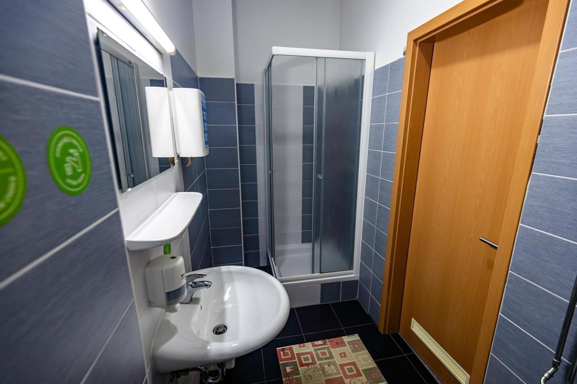 Hostel Velenje Kültér fotó
